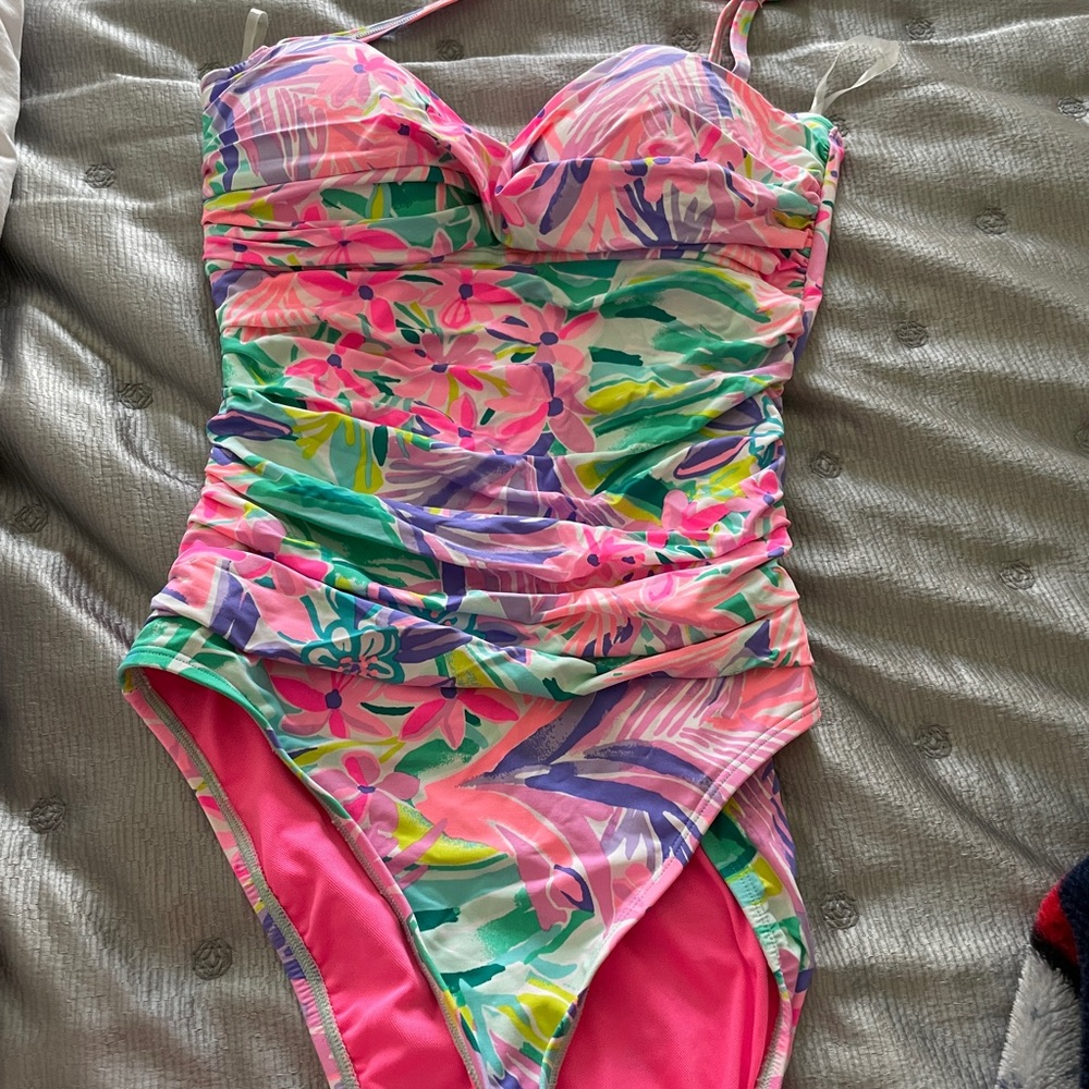 Nwot flamenca one piece it was all a dream